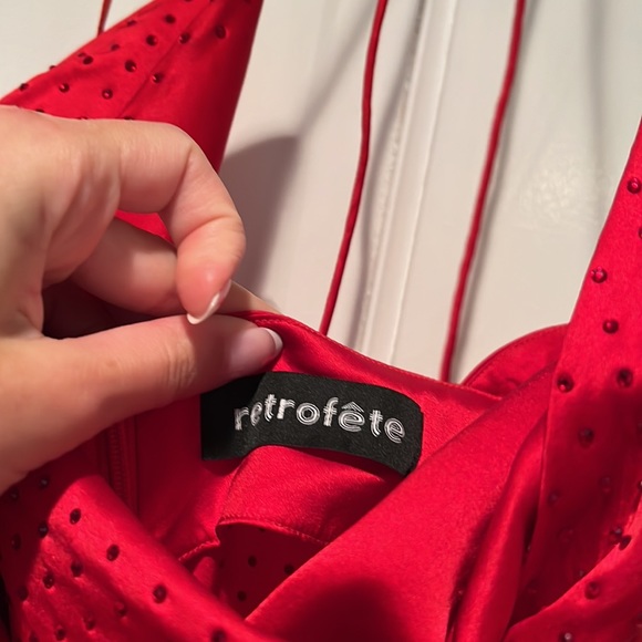 Retrofete gown - Picture 10 of 11